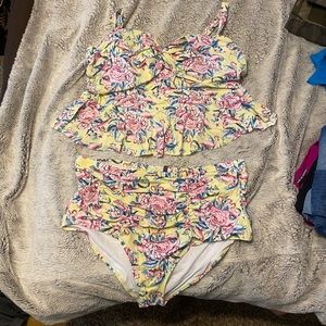 Torrid 2 piece bathing suit